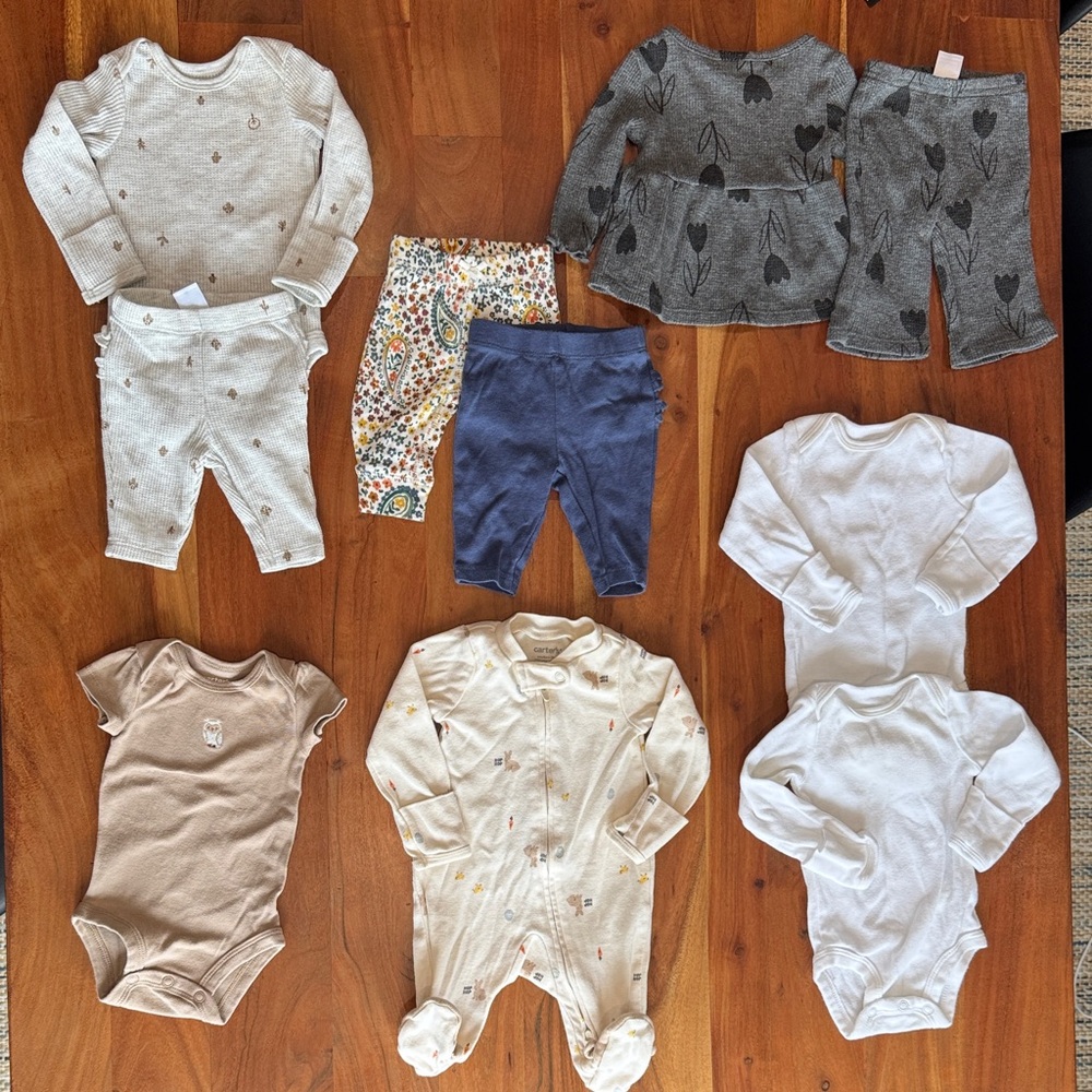 Carter's baby bundle - size‎ New Born